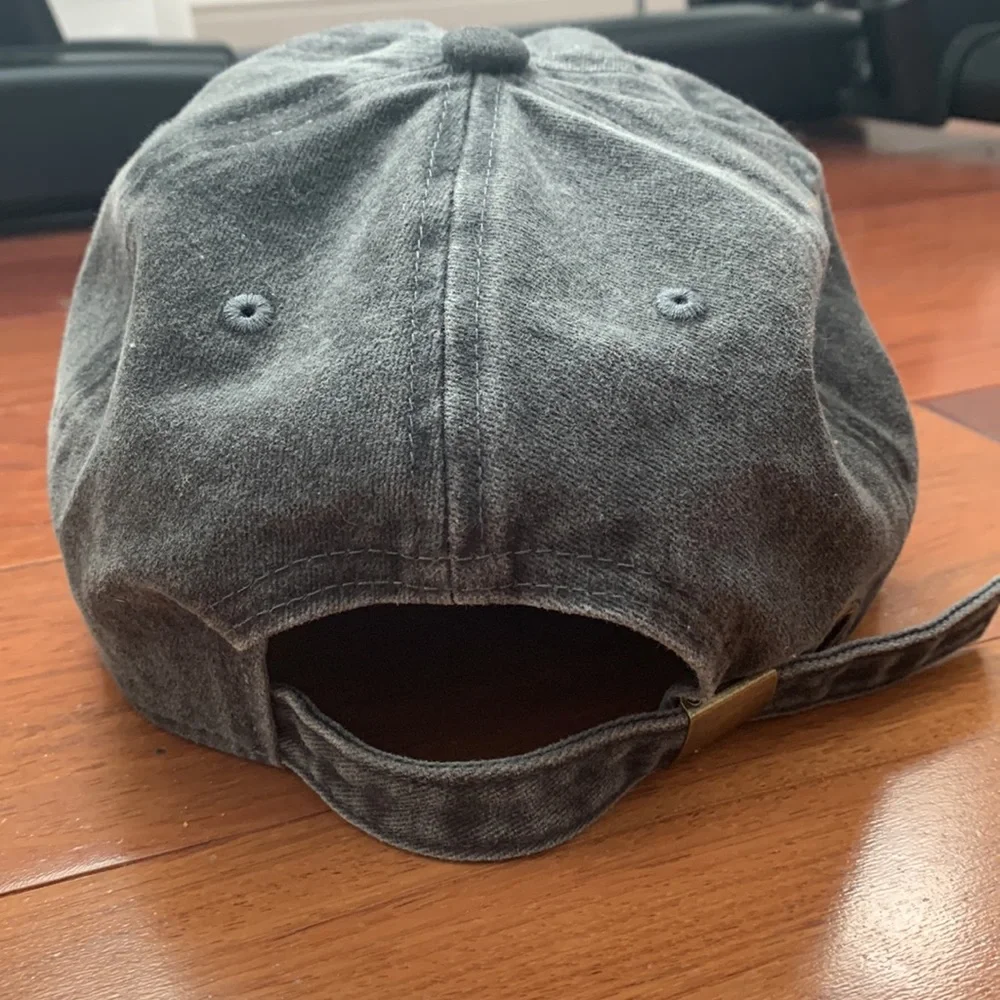 Mountain hat - Picture 2 of 2
